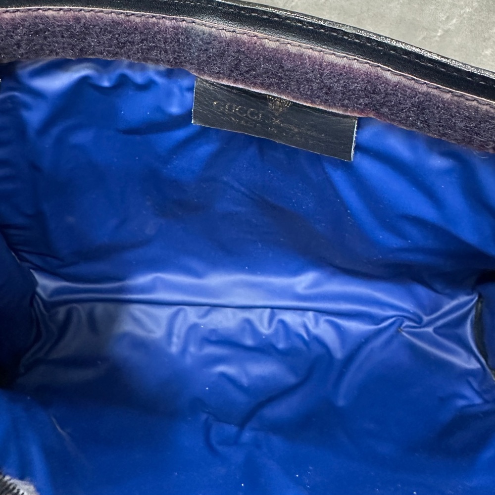 Authentic Gucci Signature blue clutch with added D-rings. Preowned - Picture 10 of 11